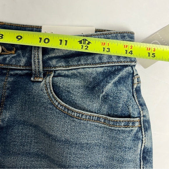 MAURICES Women’s Blue Jean Jegging Size 8 Short Distressed Ripped/Torn Pockets - Picture 11 of 15